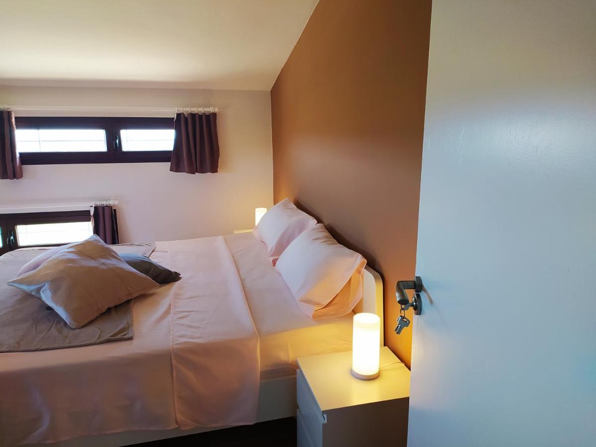 Habitaciones En Finca Olivo Y Almendro Ucenda Kültér fotó