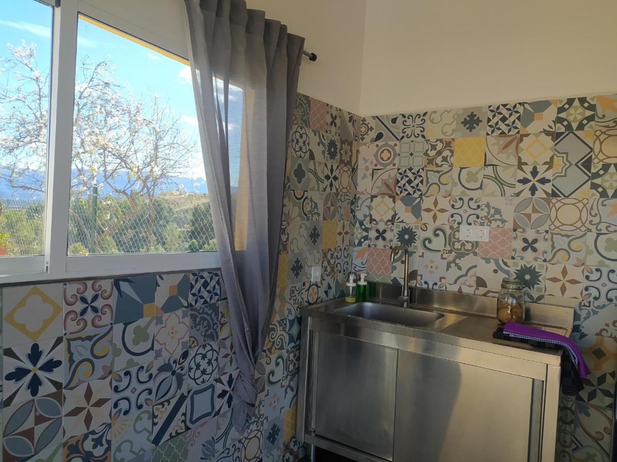 Habitaciones En Finca Olivo Y Almendro Ucenda Kültér fotó